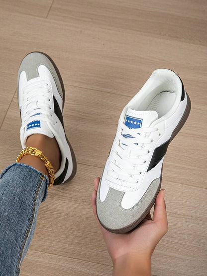 Retro tweekleurige casual witte sneakers voor dames