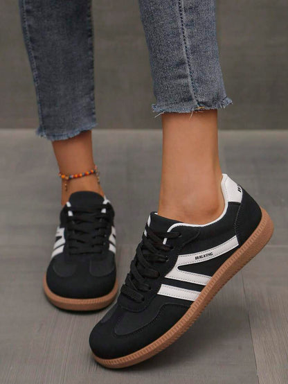 Camden Court Black Gum Sneakers