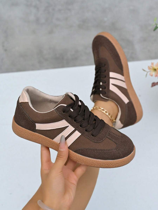 Women’s Retro Style Non-Slip Sneakers