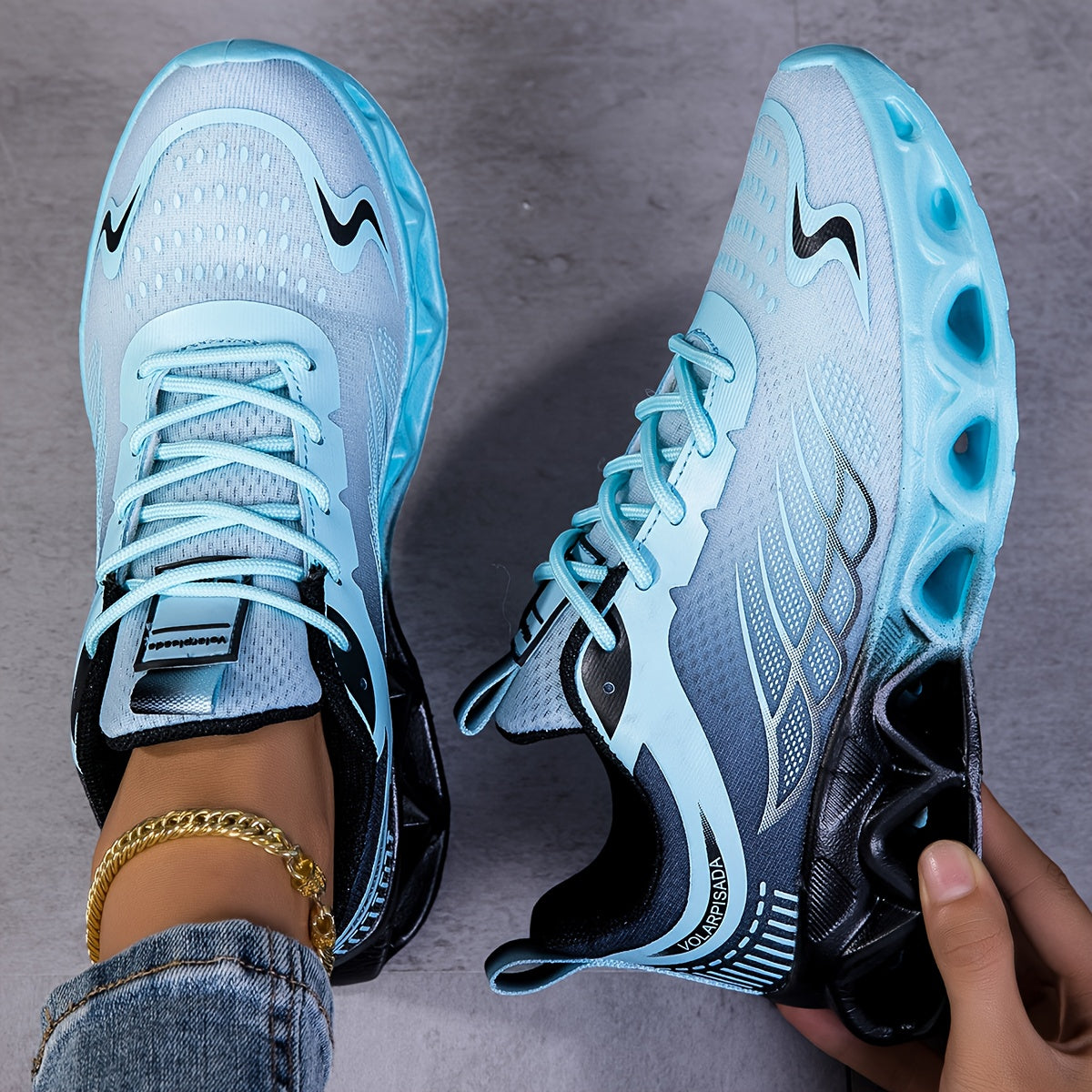 AeroFlow 3.0 Cushion Running Sneakers