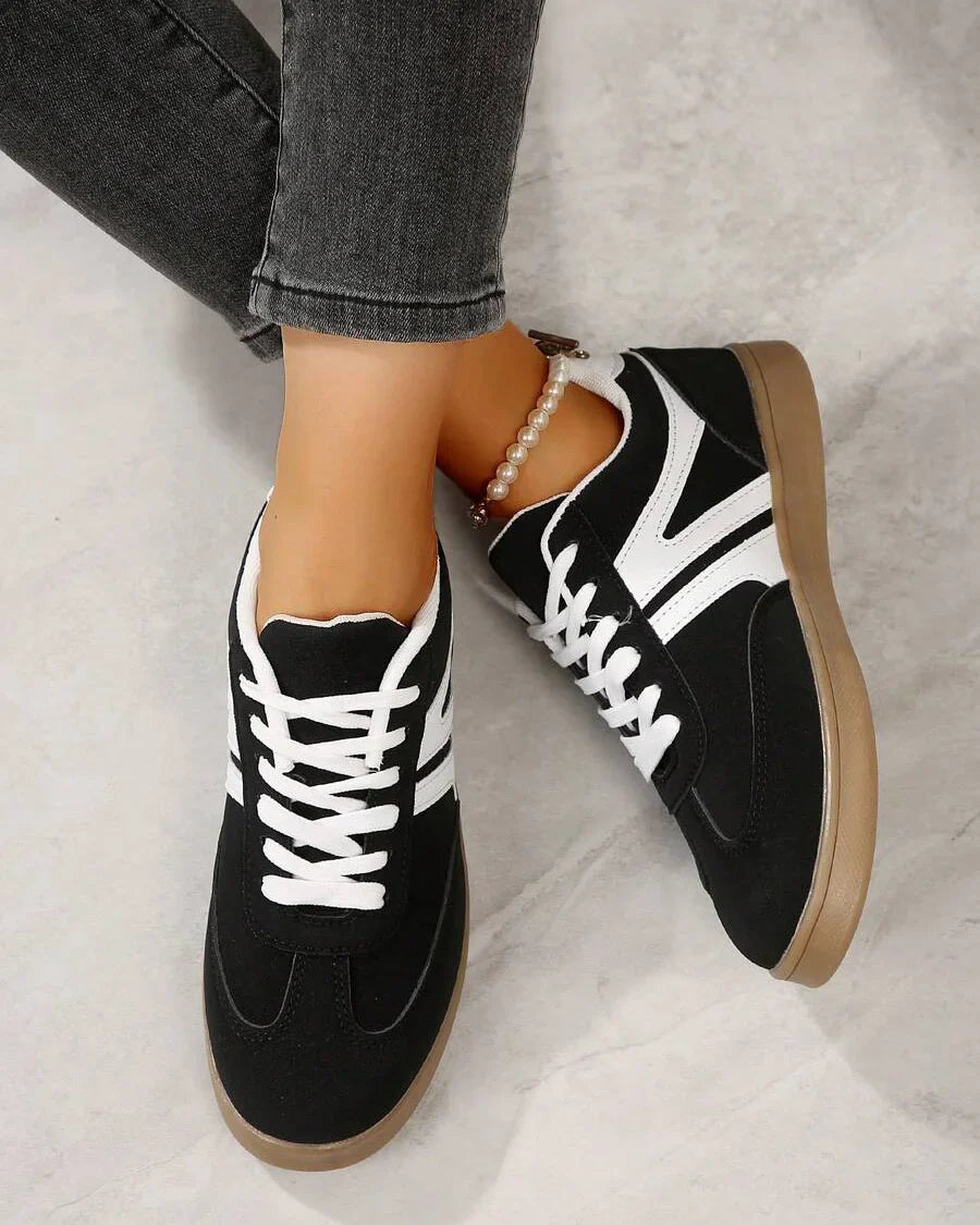 Harbor Court Black Gum Sole Sneakers