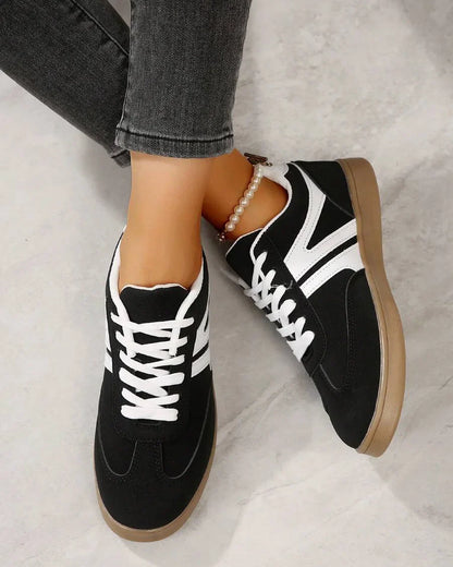 Harbor Court Black Gum Sole Sneakers
