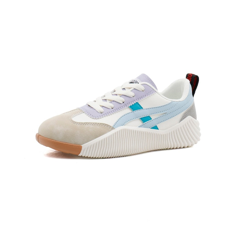 Zarelle Edge Sneakers
