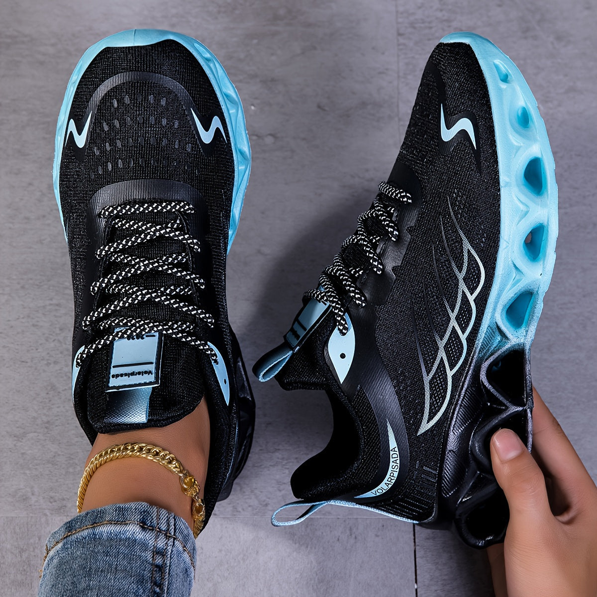 AeroFlow 3.0 Cushion Running Sneakers